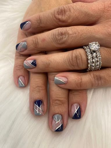 Nail design by Horizon Nail & Spa